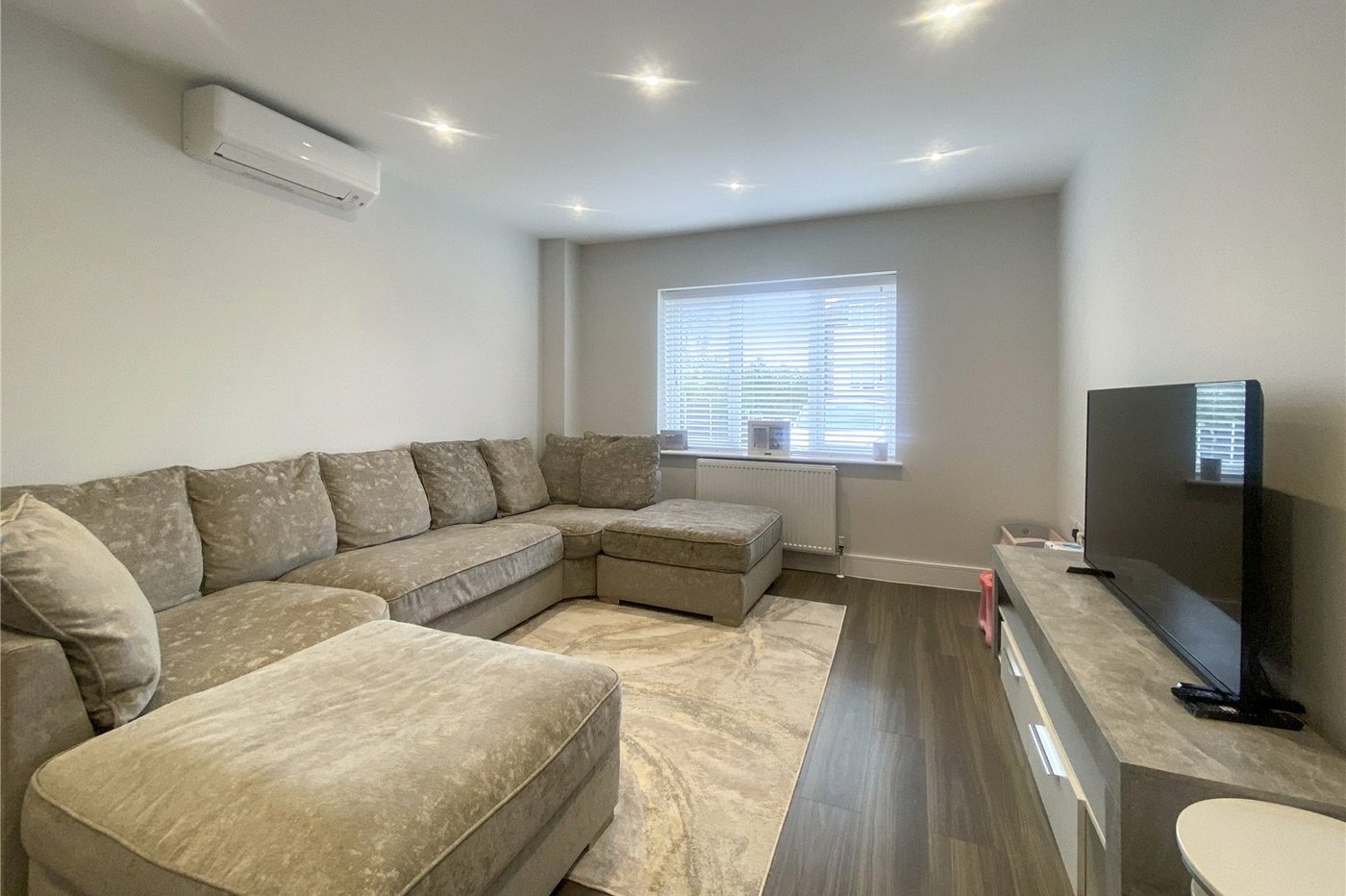 2 bedroom property for sale in Sidcup | Robinson Jackson