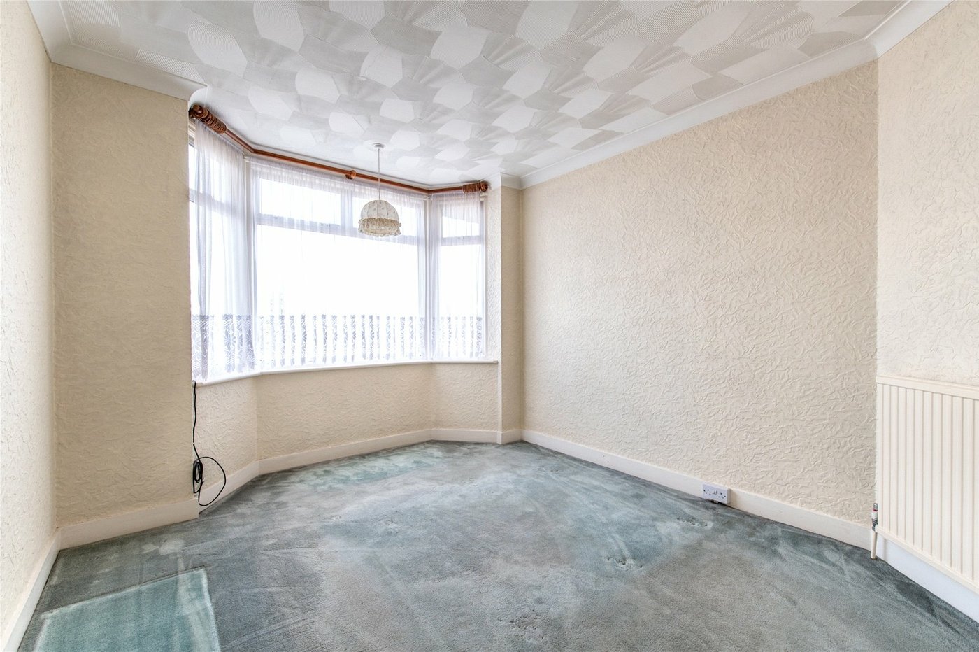 3 bedroom house for sale in Chalk | Robinson Michael & Jackson