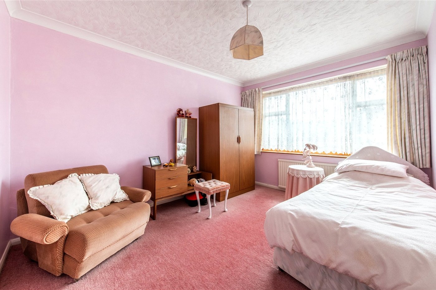 3 bedroom house for sale in Chalk | Robinson Michael & Jackson