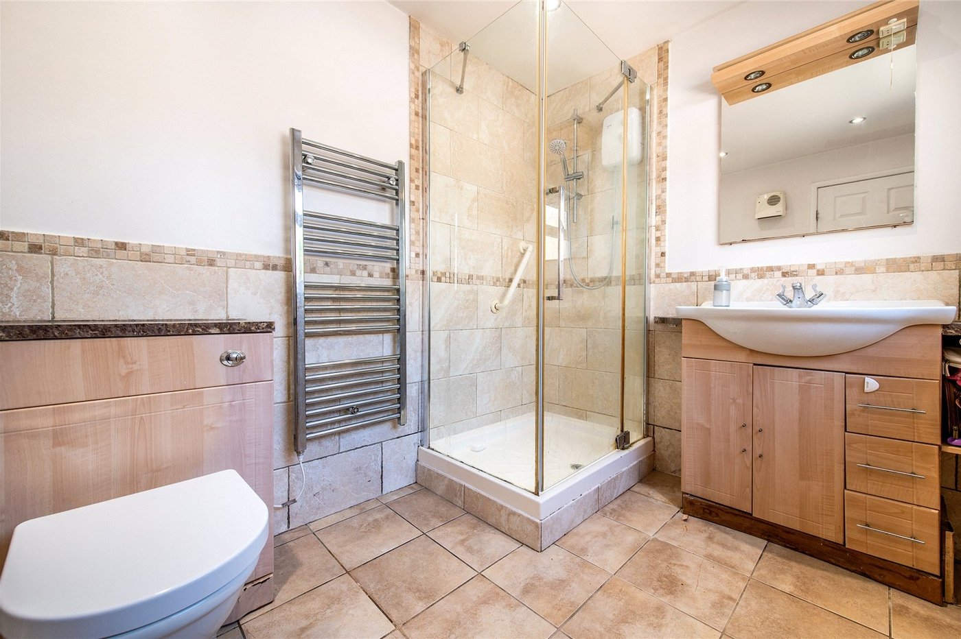 2 bedroom house for sale in Lower Higham | Robinson Michael & Jackson