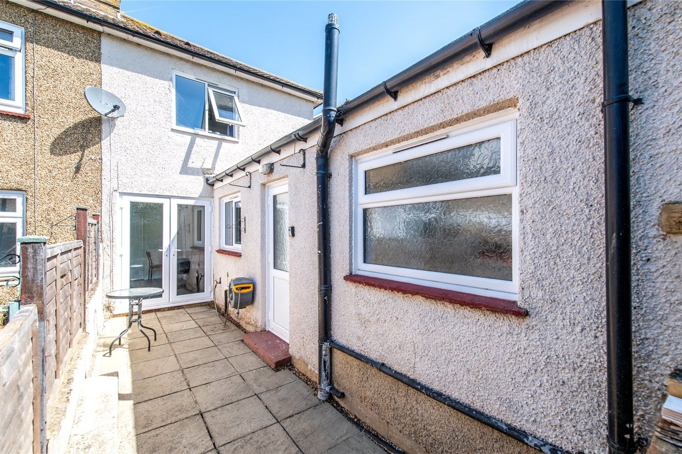 2 bedroom house for sale in Lower Higham | Robinson Michael & Jackson
