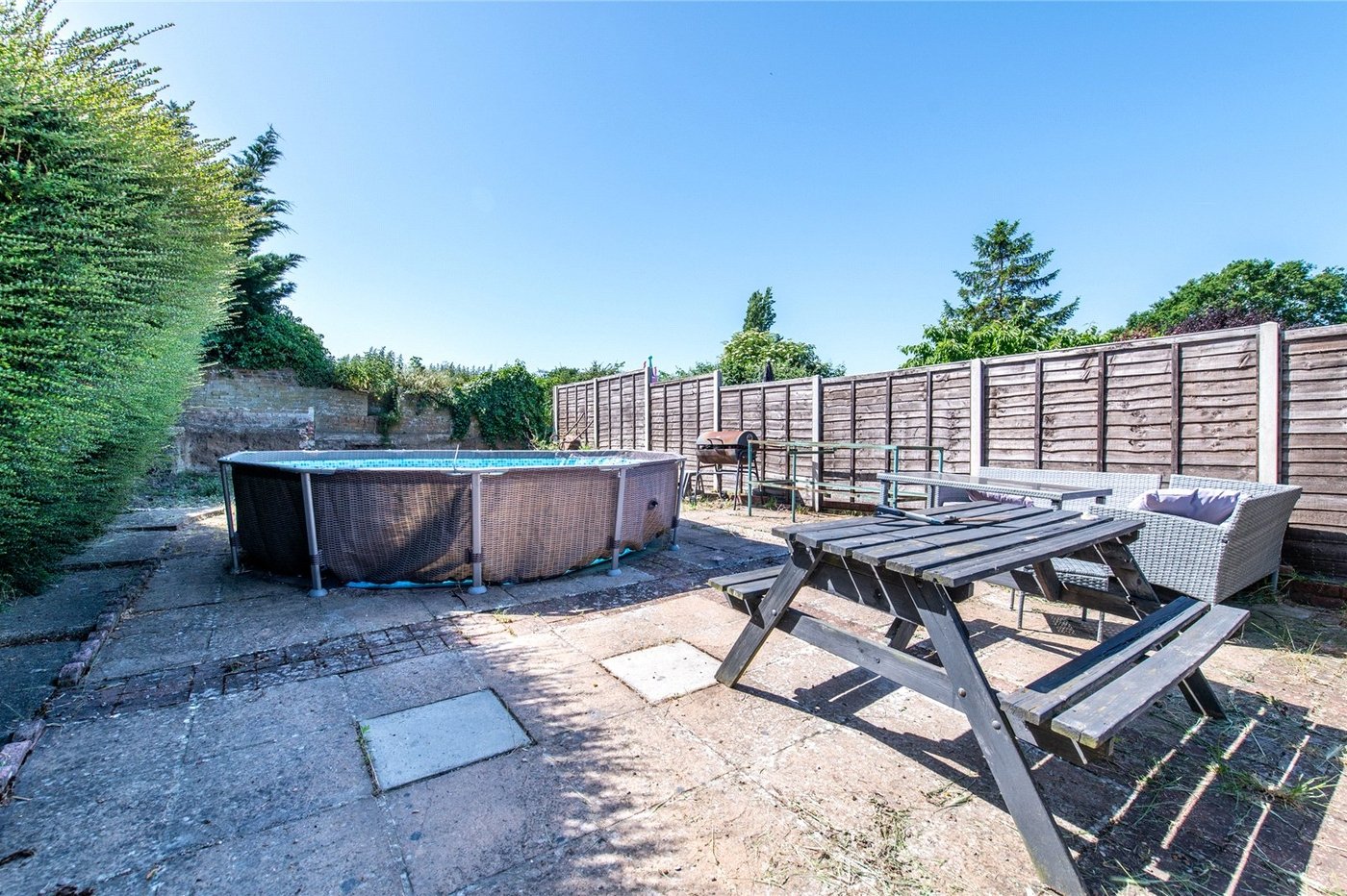 2 bedroom house for sale in Lower Higham | Robinson Michael & Jackson