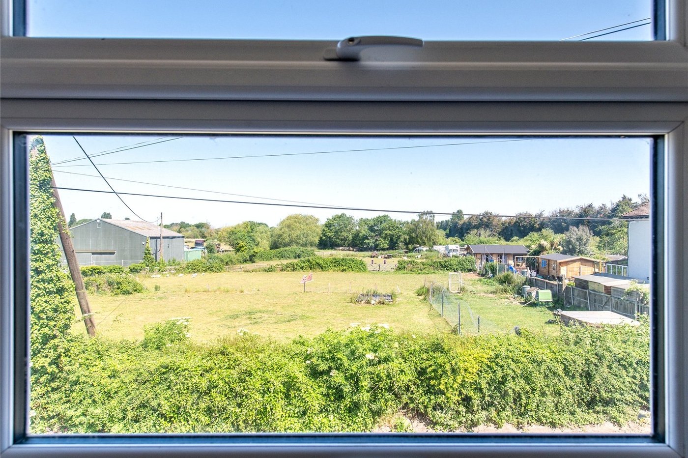 2 bedroom house for sale in Lower Higham | Robinson Michael & Jackson