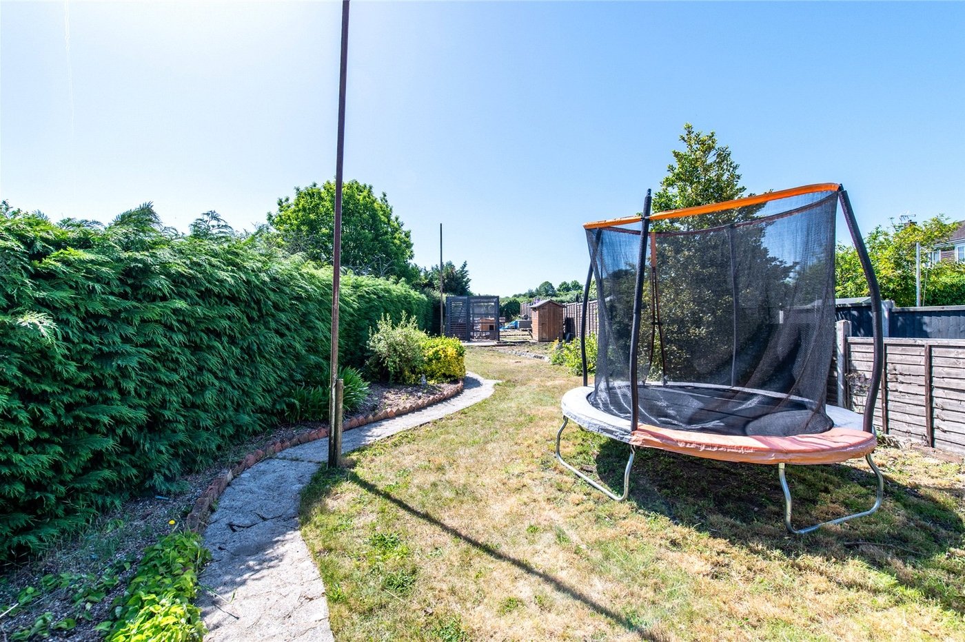 2 bedroom house for sale in Lower Higham | Robinson Michael & Jackson