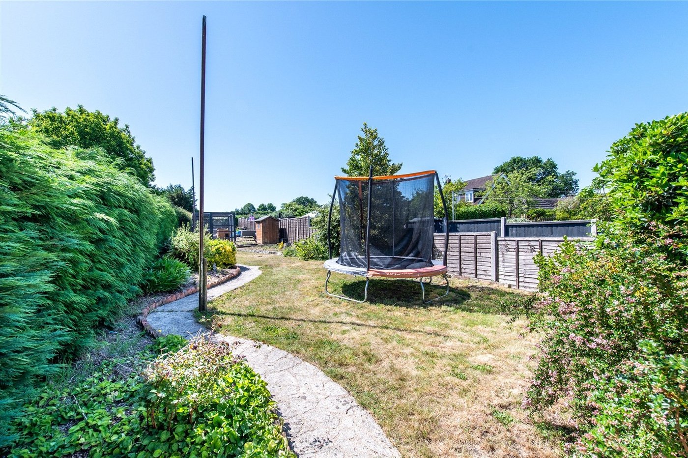 2 bedroom house for sale in Lower Higham | Robinson Michael & Jackson