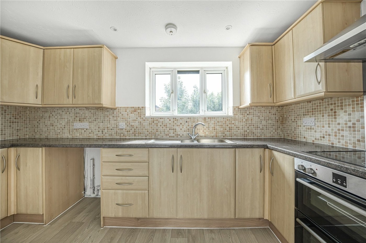 2 bedroom property for sale in Welling | Robinson Jackson