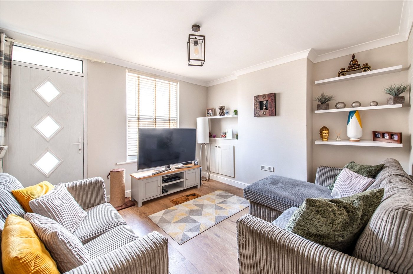 2 bedroom house for sale in Sittingbourne | Robinson Michael & Jackson