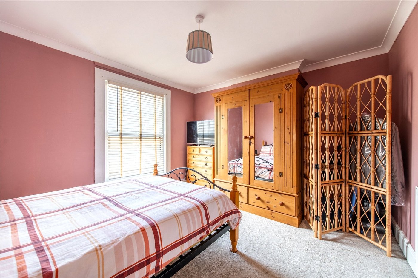 2 bedroom house for sale in Sittingbourne | Robinson Michael & Jackson
