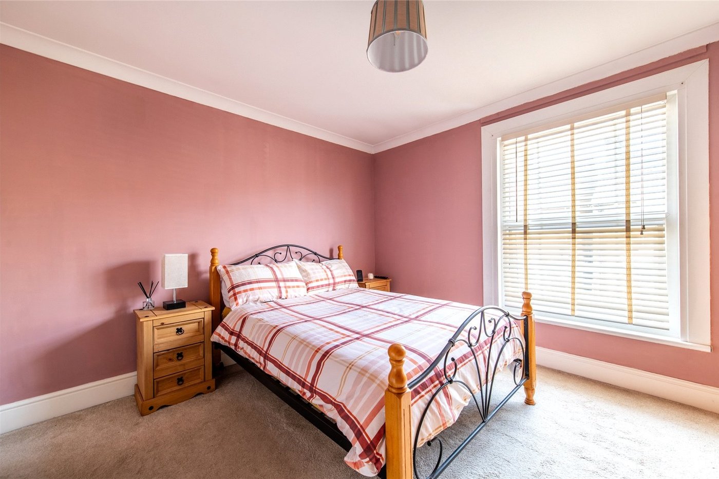 2 bedroom house for sale in Sittingbourne | Robinson Michael & Jackson