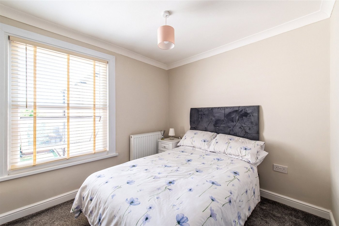 2 bedroom house for sale in Sittingbourne | Robinson Michael & Jackson