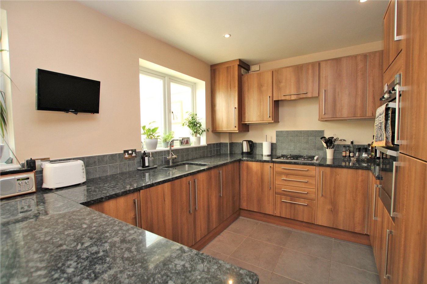 3 bedroom house for sale in New Eltham | Robinson Jackson