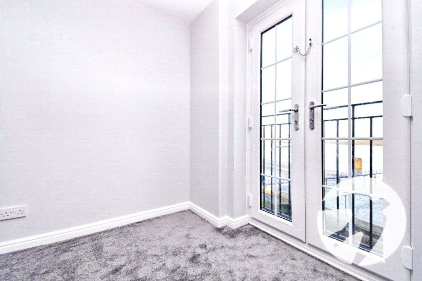 2 bedroom property for sale in Erith | Robinson Jackson