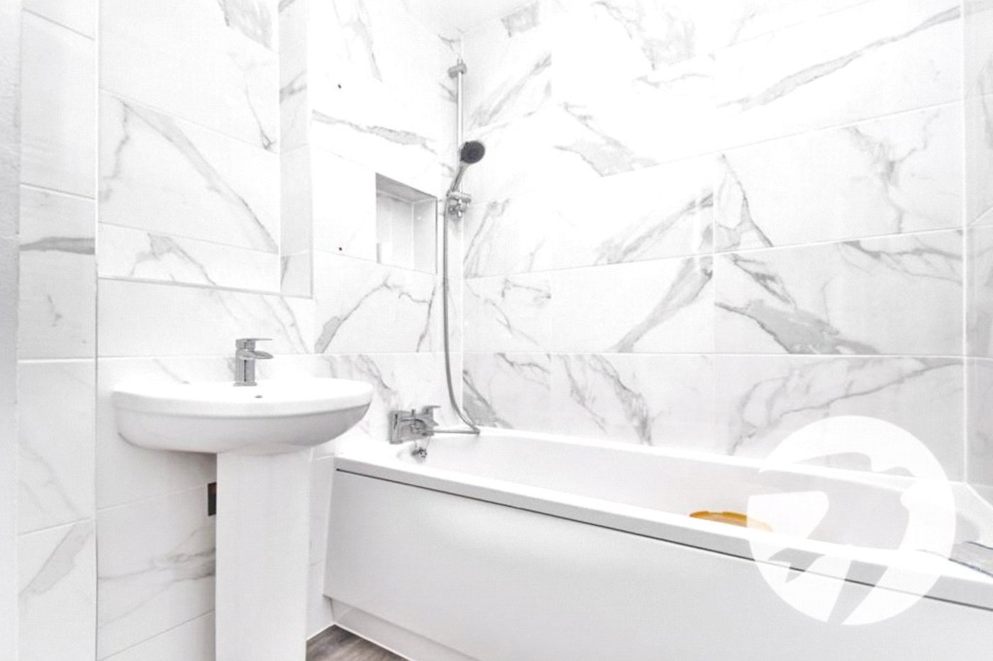 2 bedroom property for sale in Erith | Robinson Jackson