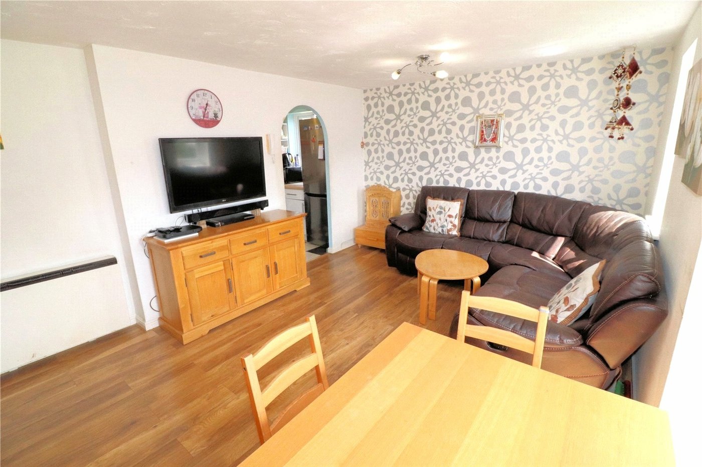 2 bedroom property for sale in Erith | Robinson Jackson