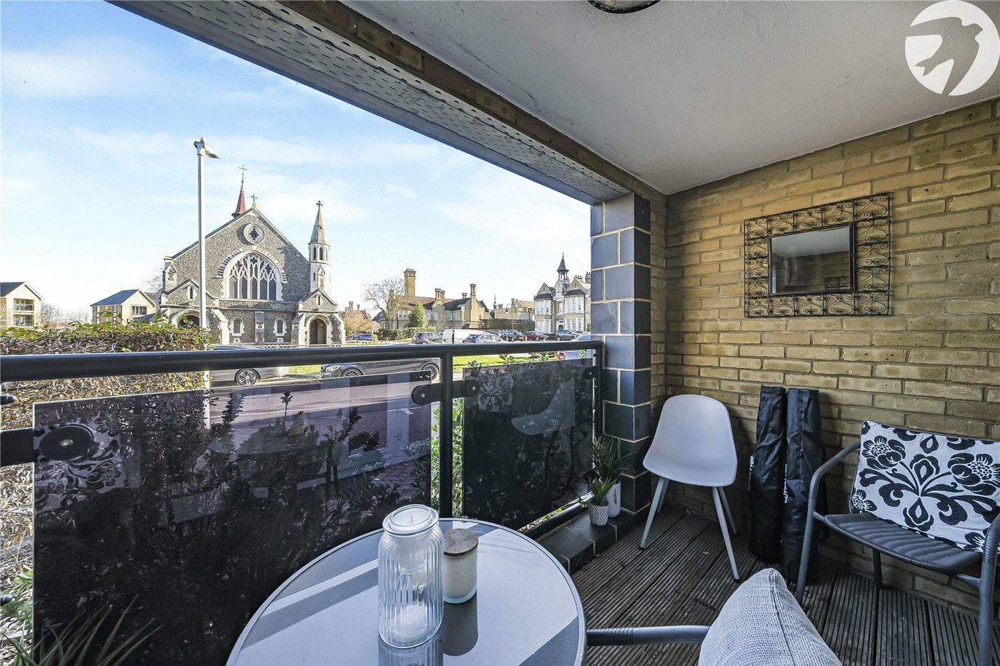 2 bedroom property to rent in Dartford | Robinson Jackson