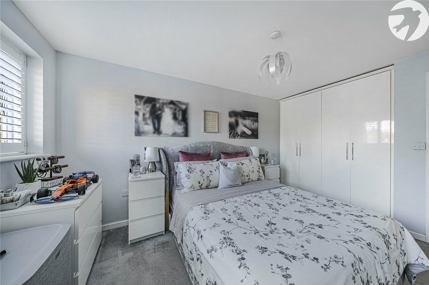 2 bedroom property to rent in Dartford | Robinson Jackson