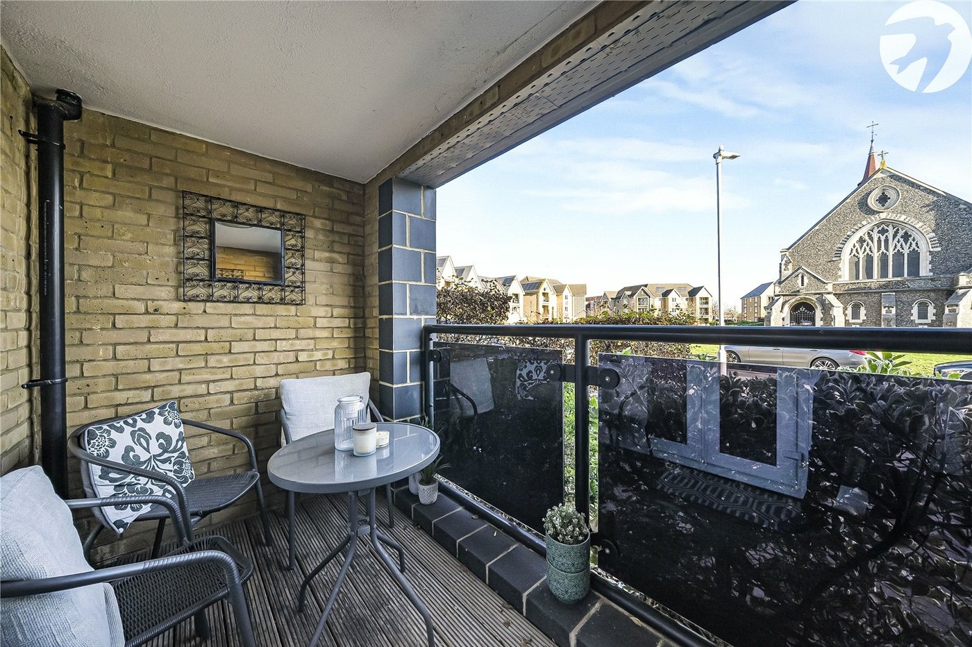 2 bedroom property to rent in Dartford | Robinson Jackson