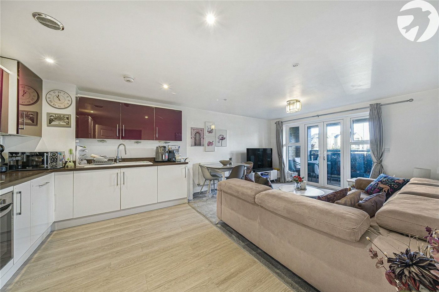 2 bedroom property to rent in Dartford | Robinson Jackson