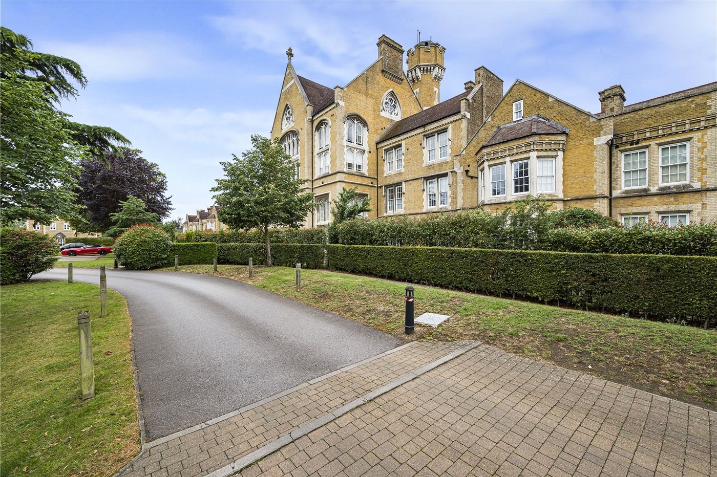 3 bedroom property for sale in Dartford | Robinson Jackson