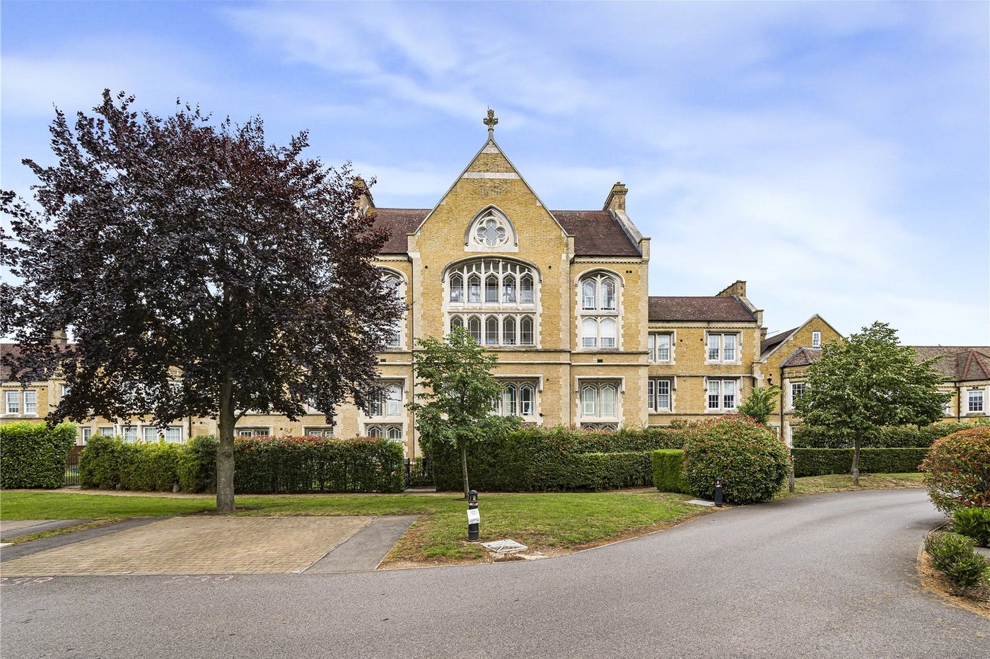 3 bedroom property for sale in Dartford | Robinson Jackson