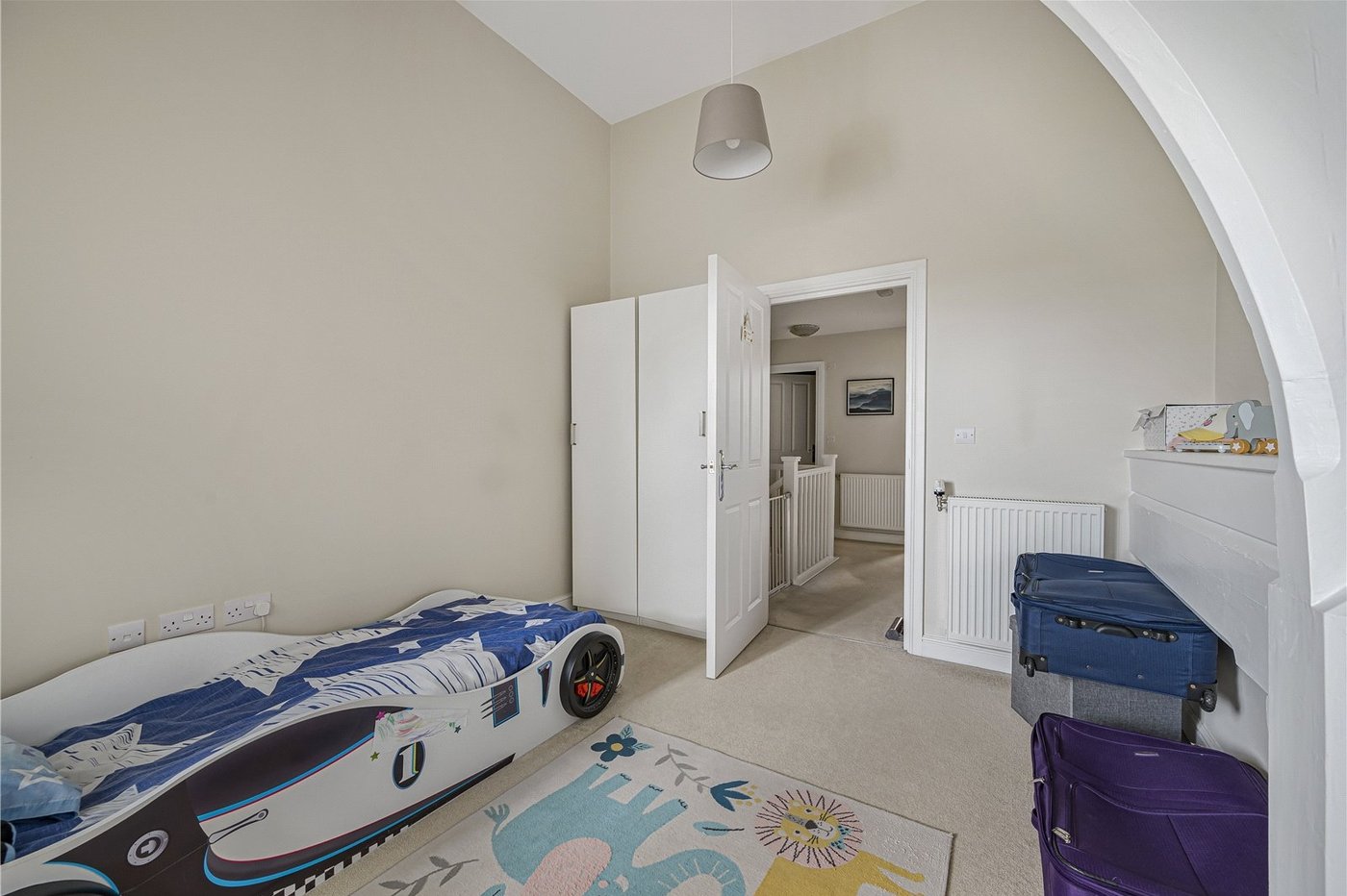 3 bedroom property for sale in Dartford | Robinson Jackson
