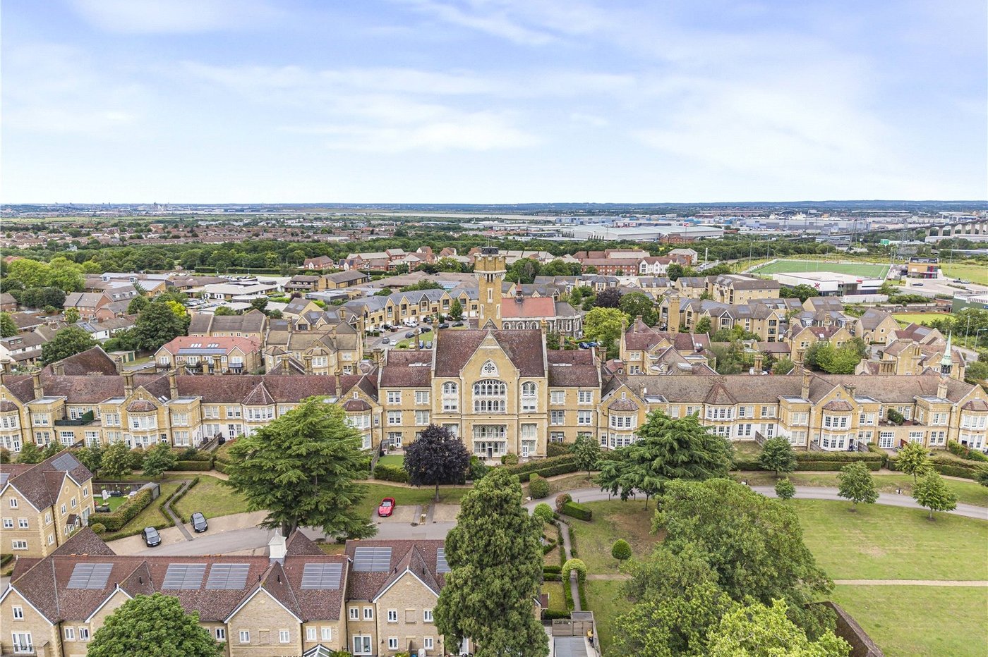 3 bedroom property for sale in Dartford | Robinson Jackson