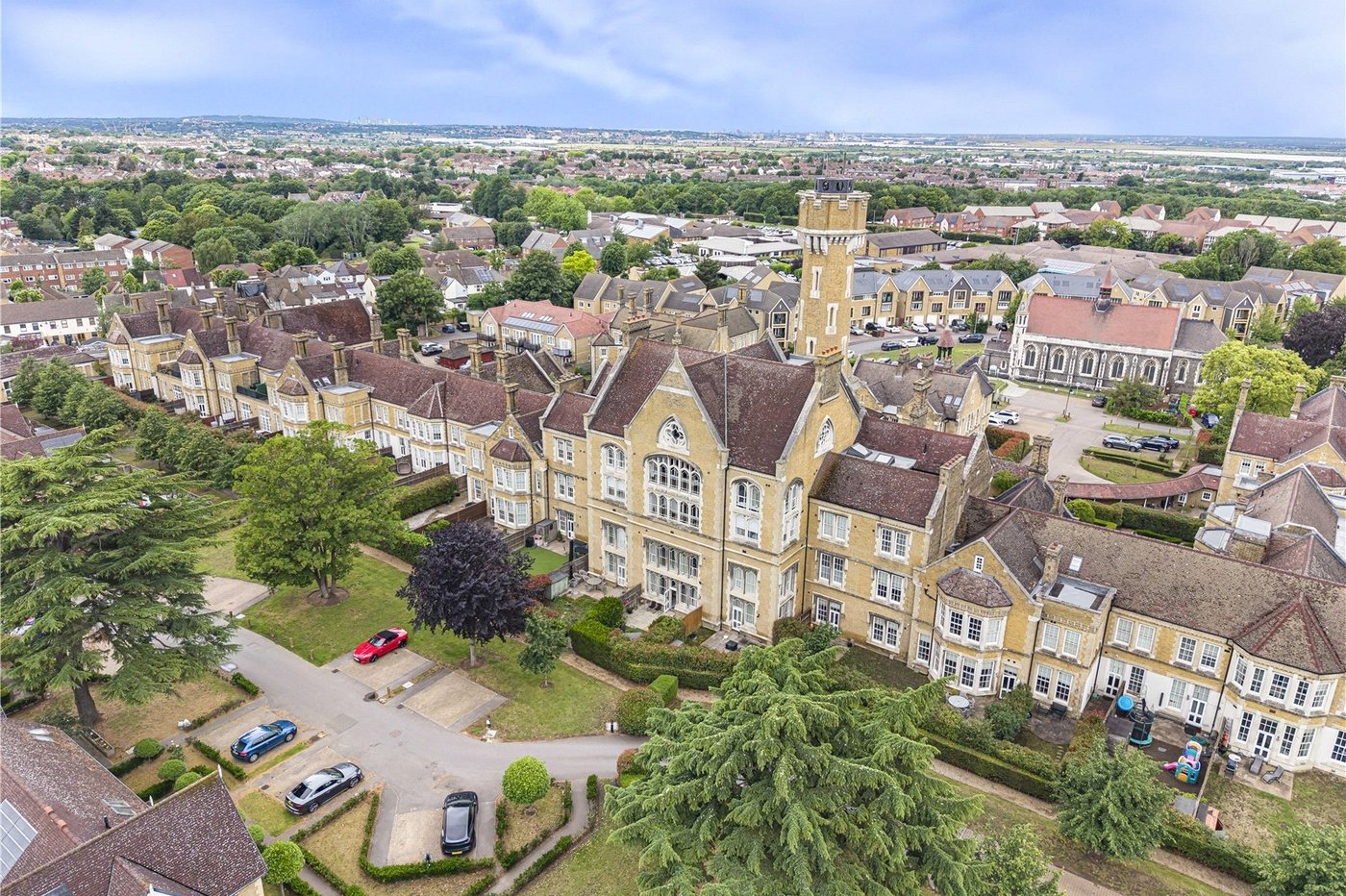 3 bedroom property for sale in Dartford | Robinson Jackson