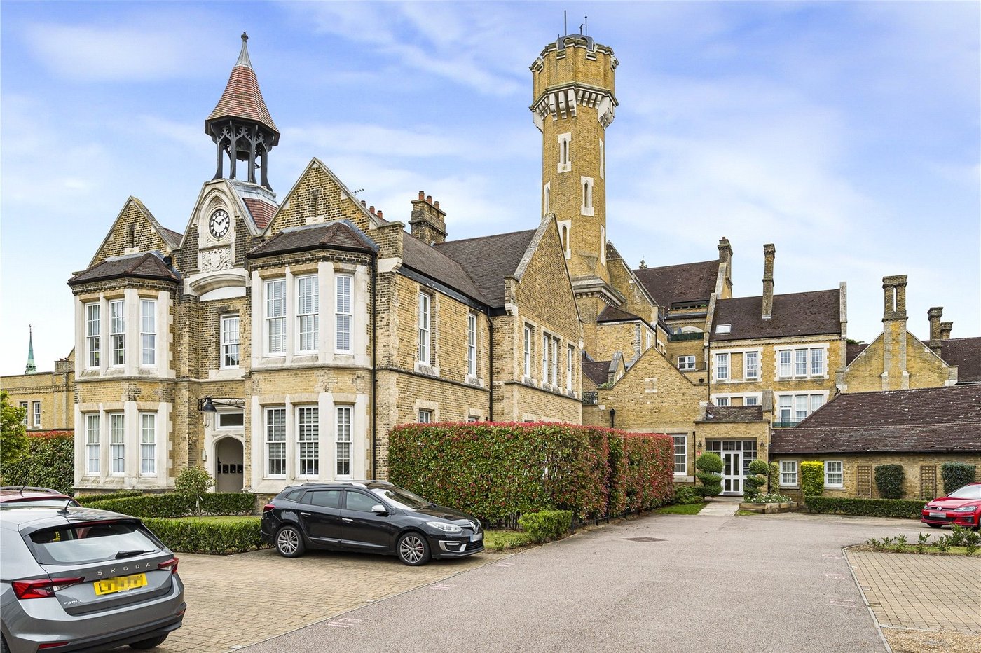 3 bedroom property for sale in Dartford | Robinson Jackson