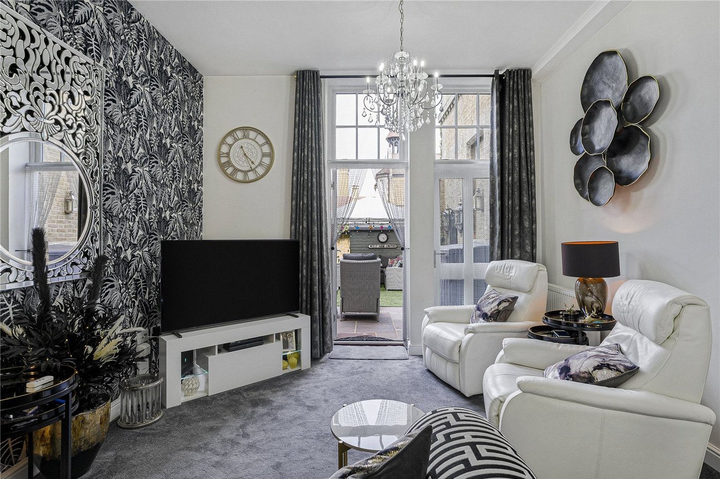 2 bedroom house for sale in Dartford | Robinson Jackson