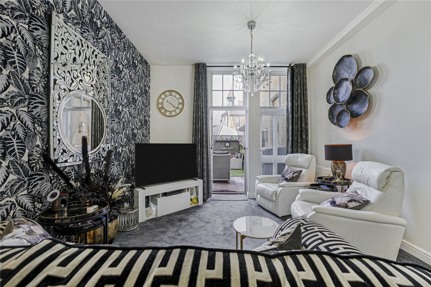 2 bedroom house for sale in Dartford | Robinson Jackson