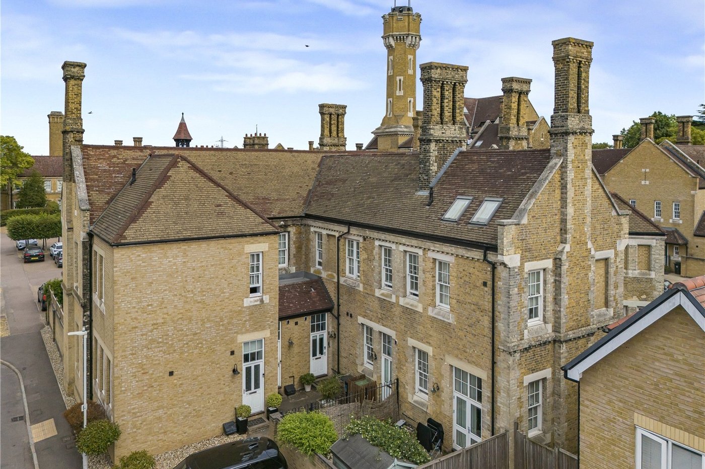 2 bedroom house for sale in Dartford | Robinson Jackson