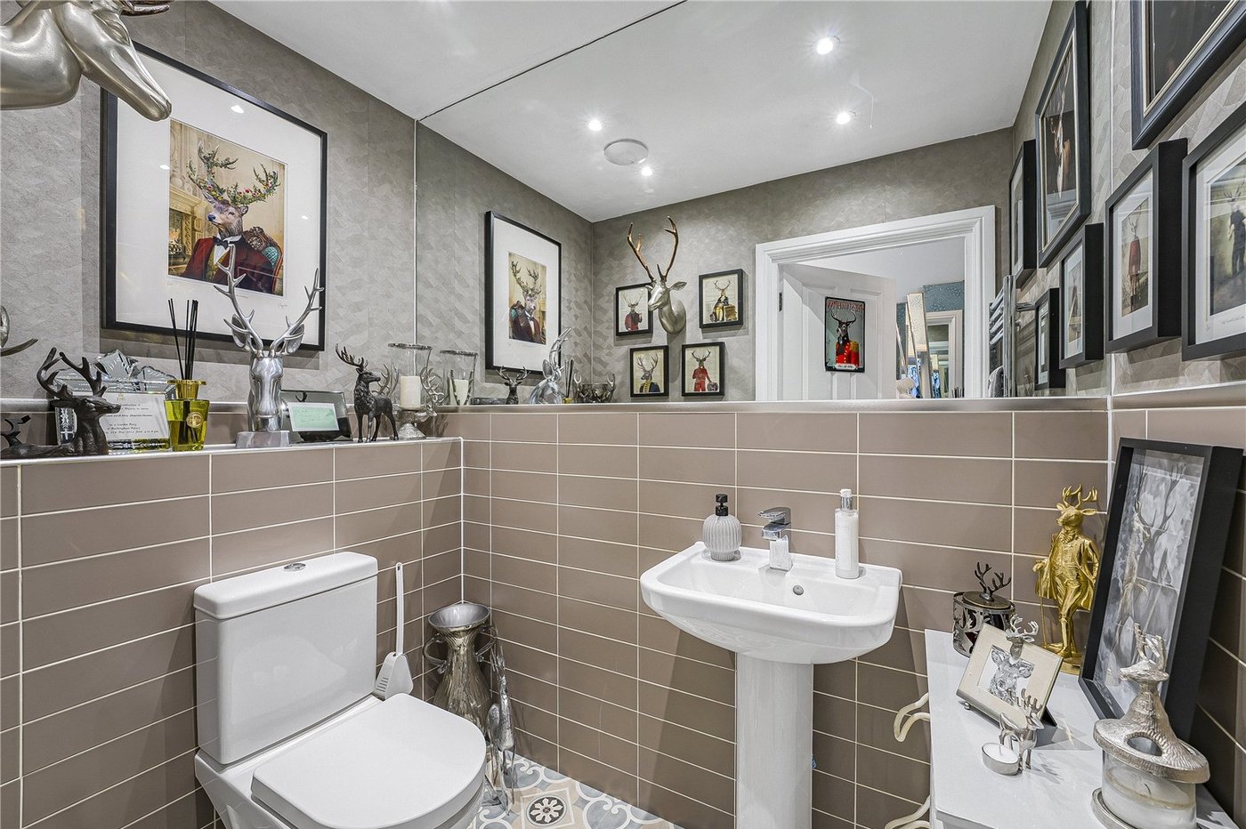 2 bedroom house for sale in Dartford | Robinson Jackson