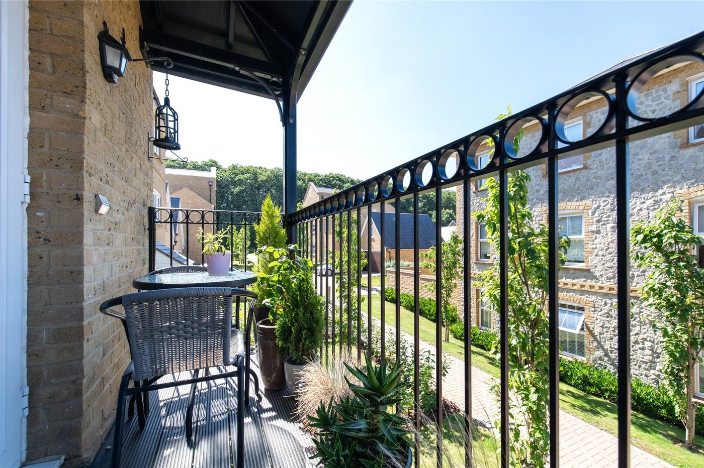 2 bedroom property for sale in Allington | Robinson Michael & Jackson