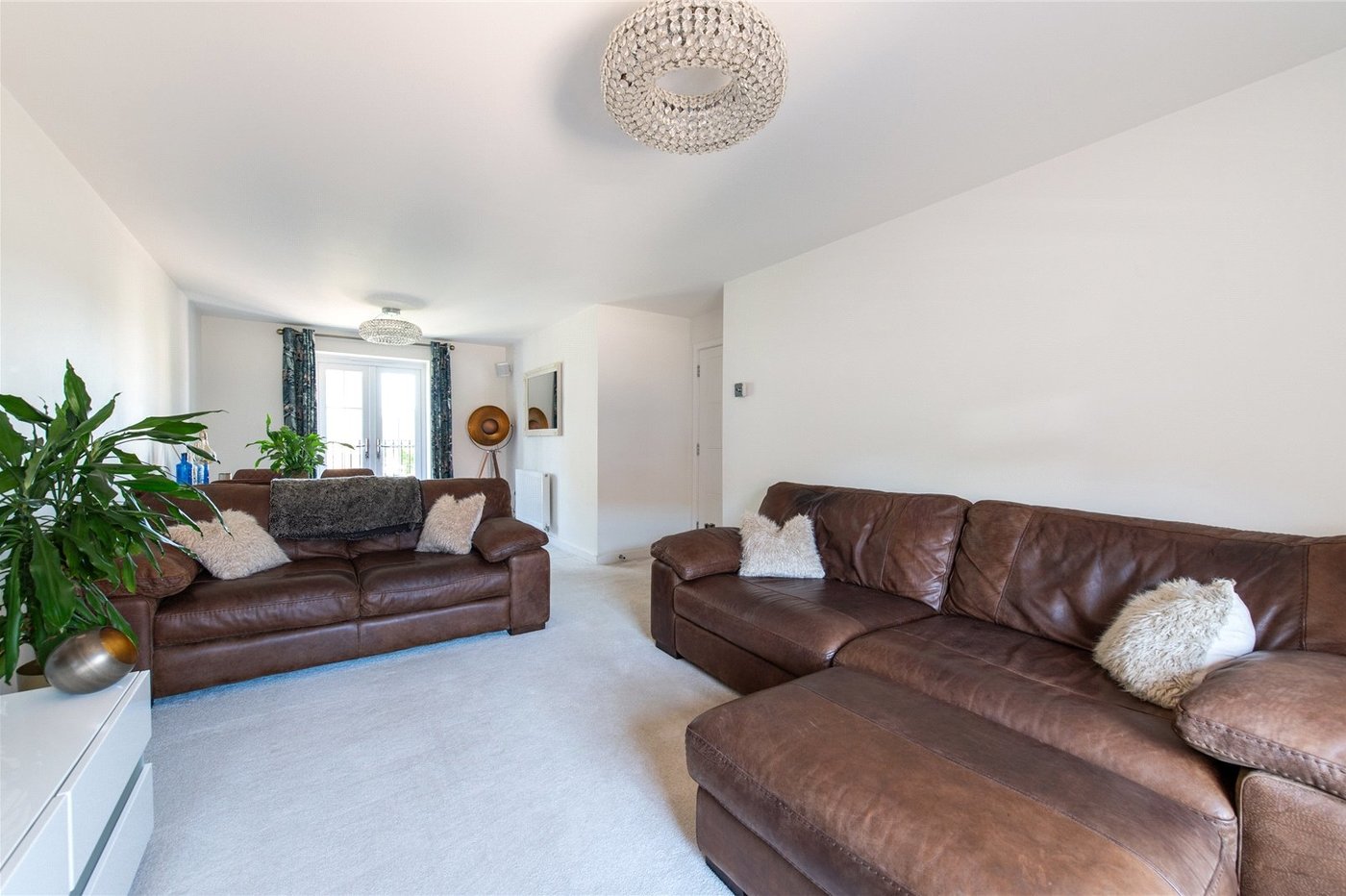 2 bedroom property for sale in Allington | Robinson Michael & Jackson