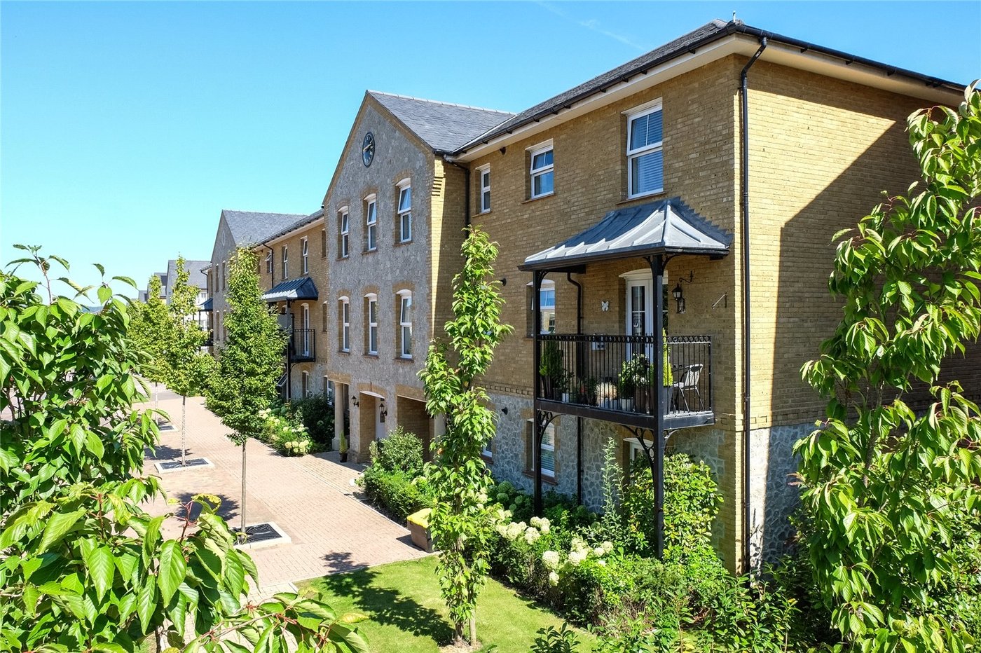 2 bedroom property for sale in Allington | Robinson Michael & Jackson