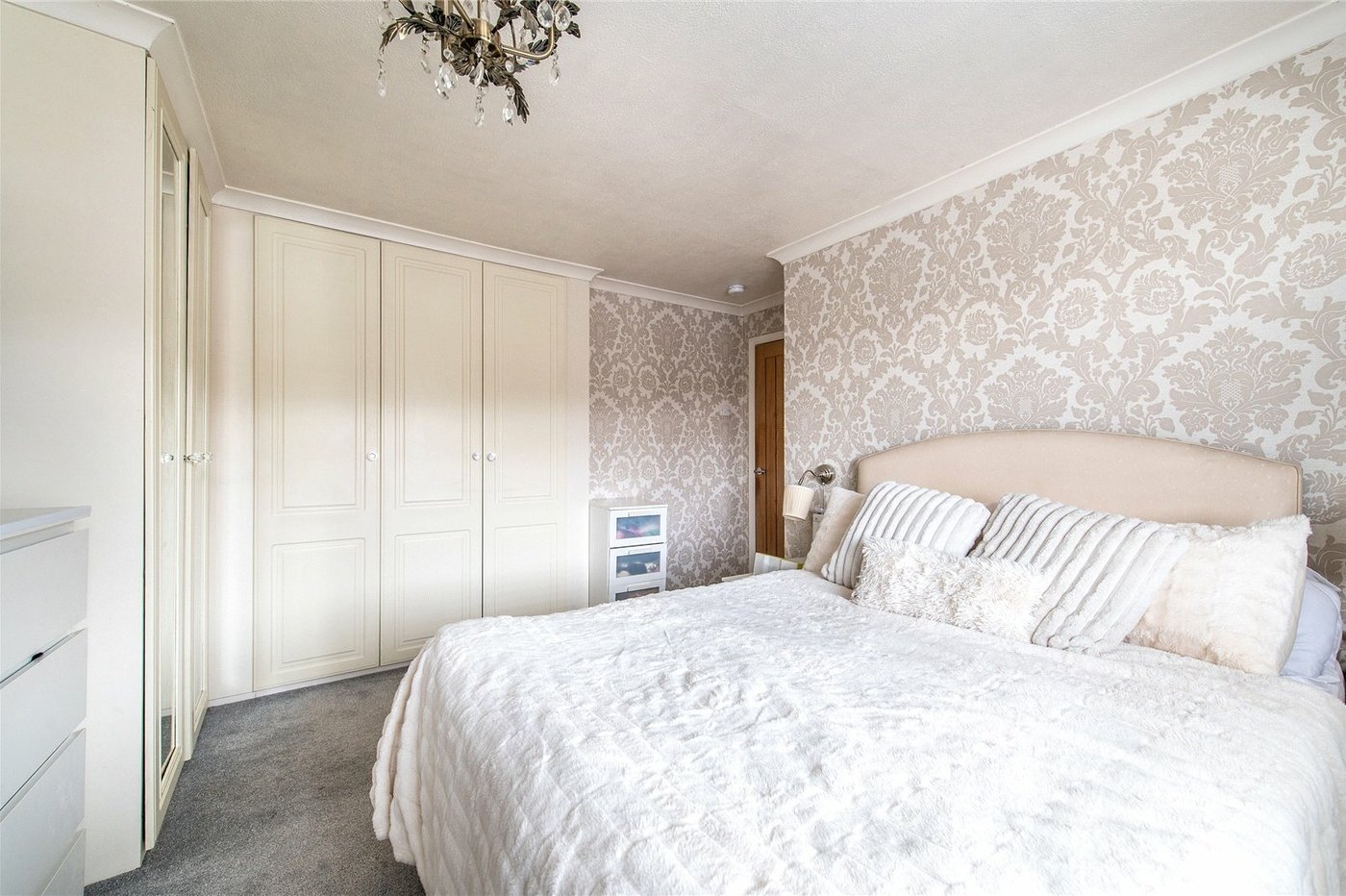 4 bedroom house for sale in Cuxton | Robinson Michael & Jackson