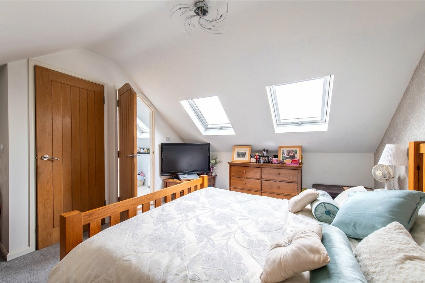 4 bedroom house for sale in Cuxton | Robinson Michael & Jackson