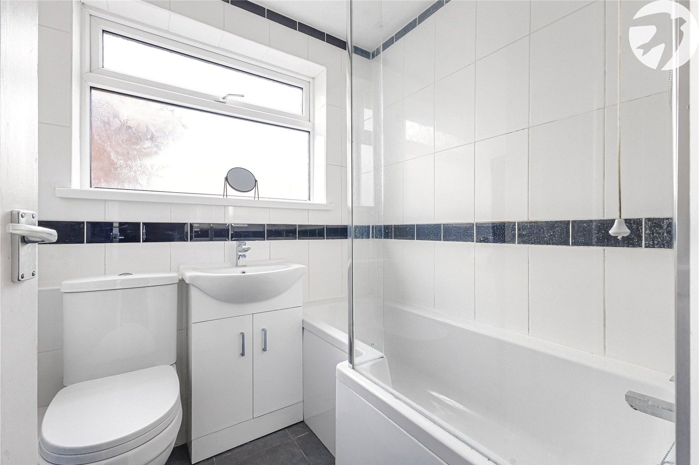 3 bedroom house for sale in Cuxton | Robinson Michael & Jackson