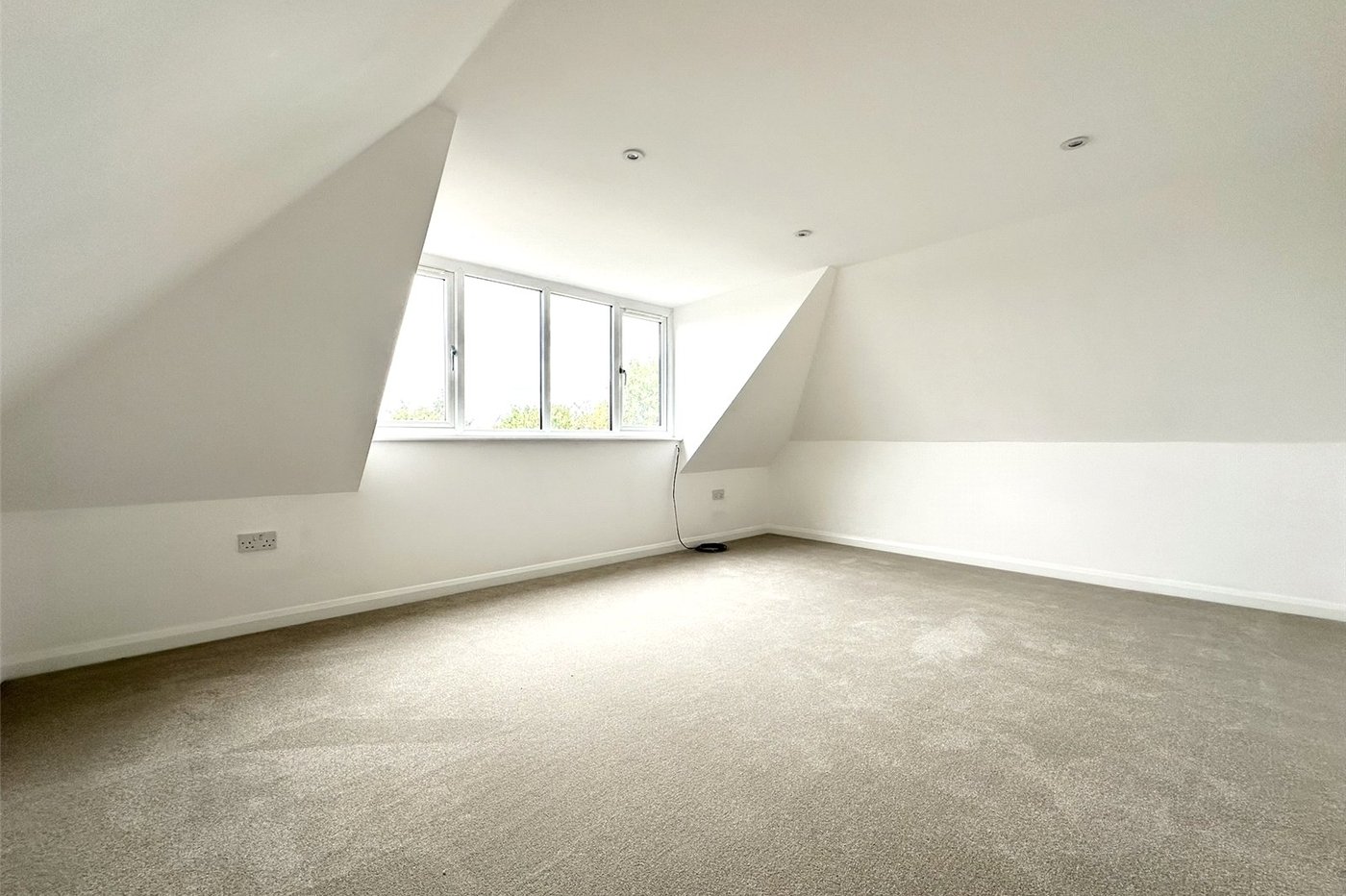 1 bedroom property for sale in Greenhithe | Robinson Jackson