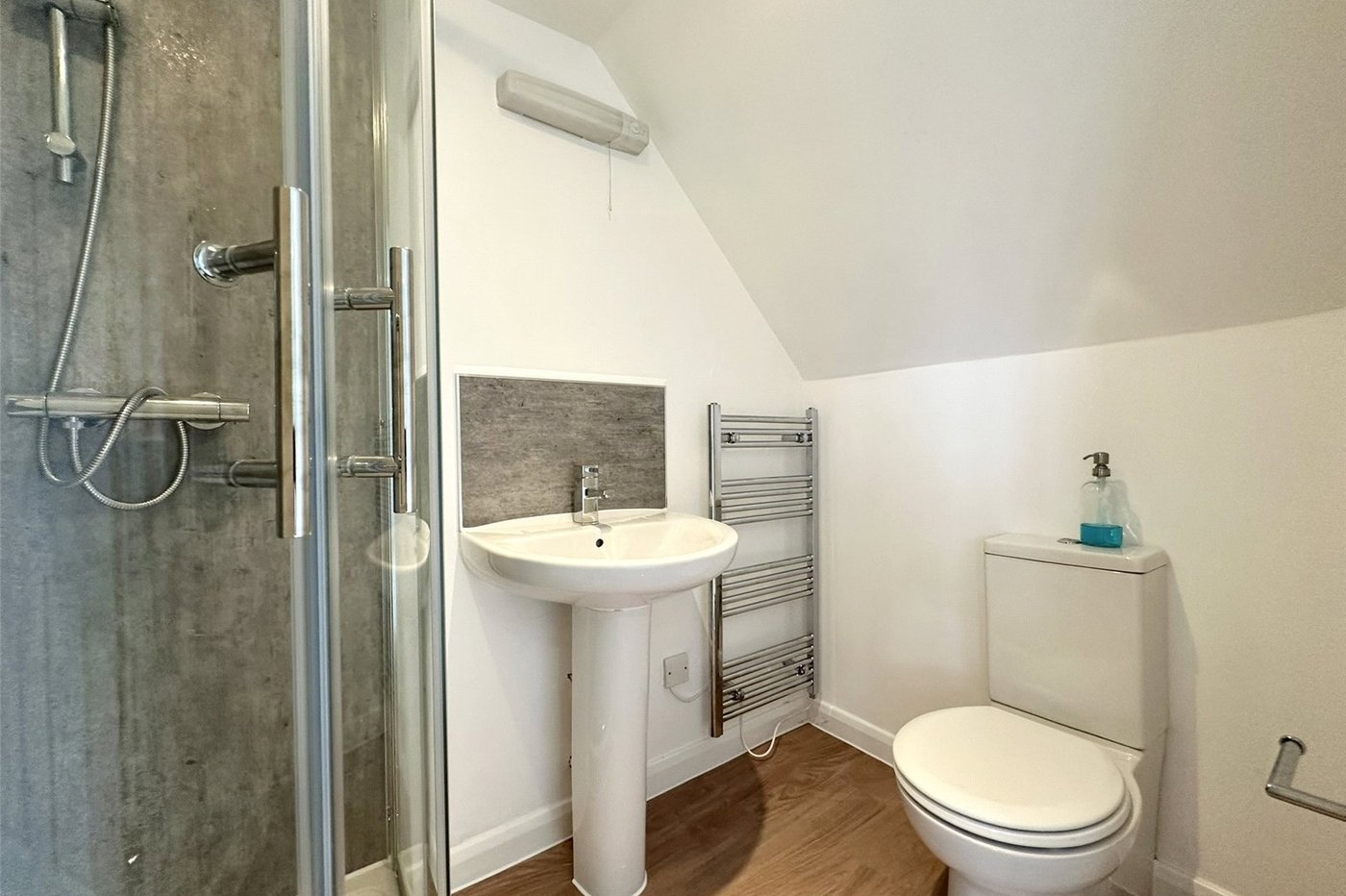 1 bedroom property for sale in Greenhithe | Robinson Jackson