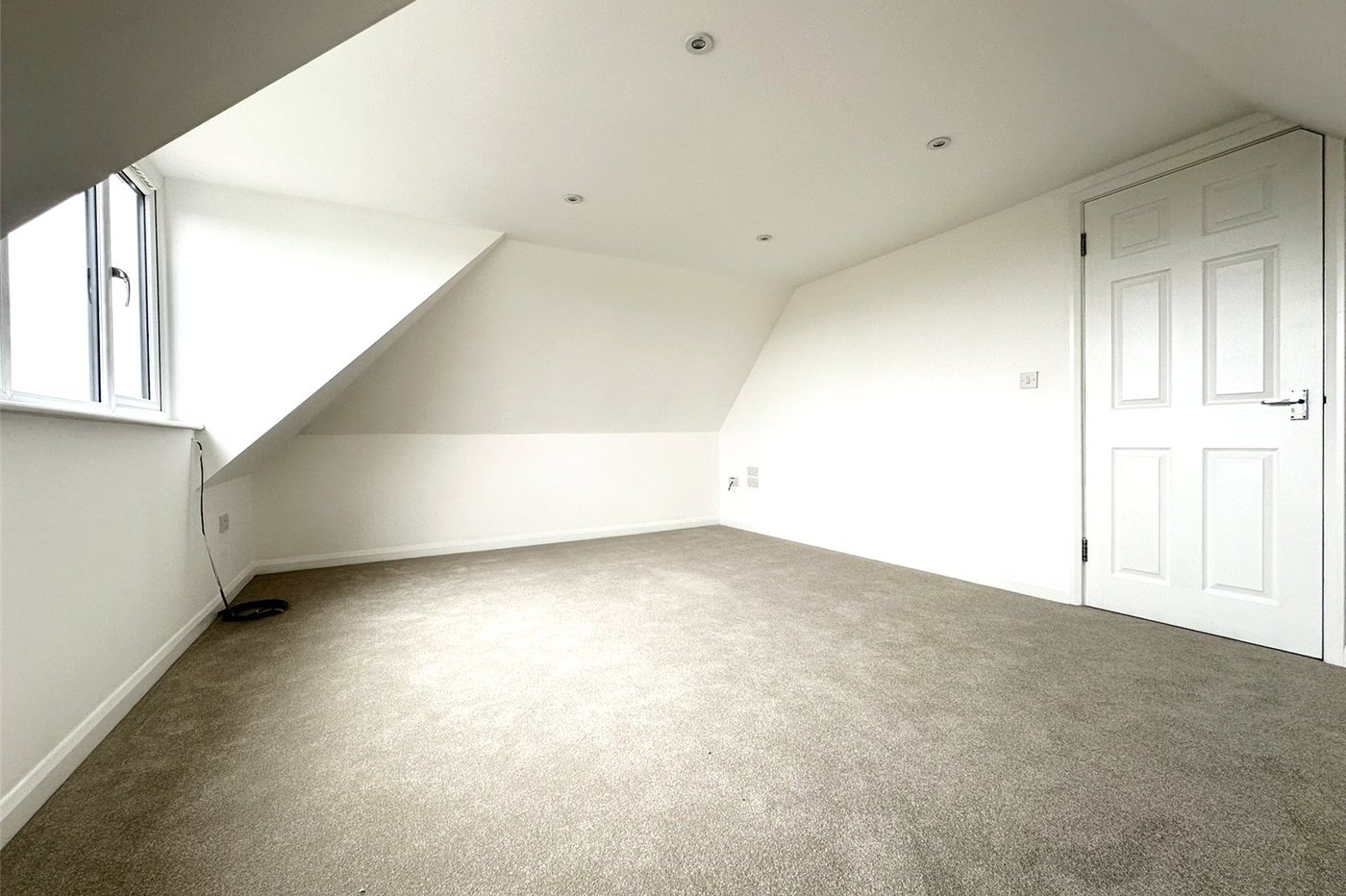 1 bedroom property for sale in Greenhithe | Robinson Jackson