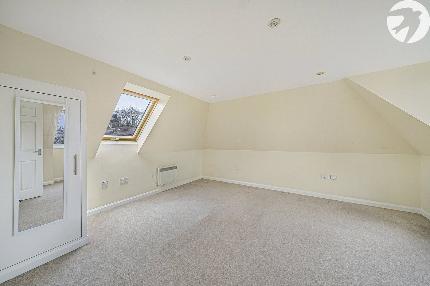 1 bedroom property for sale in Greenhithe | Robinson Jackson