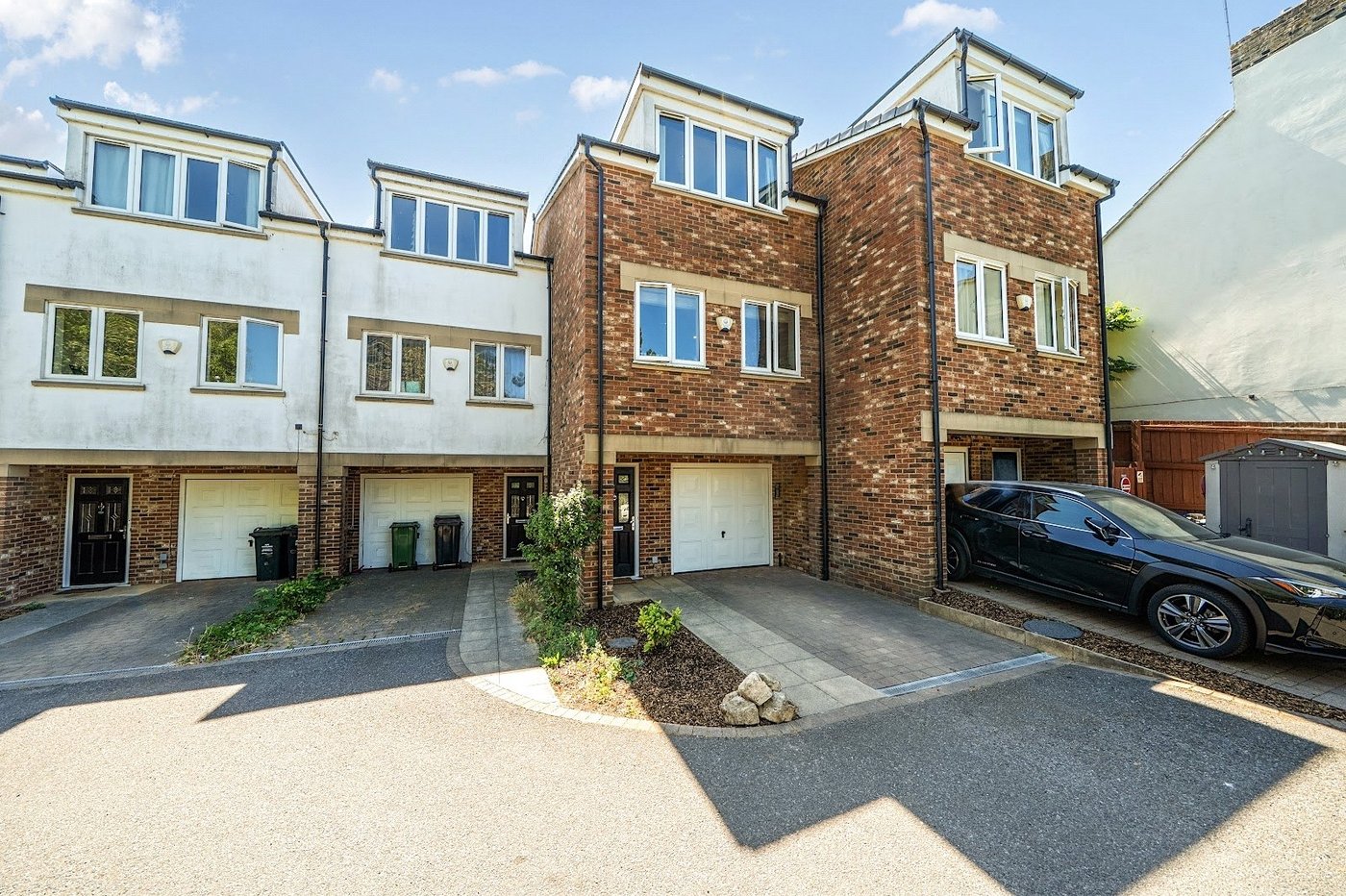 3 bedroom house for sale in Greenhithe | Robinson Jackson