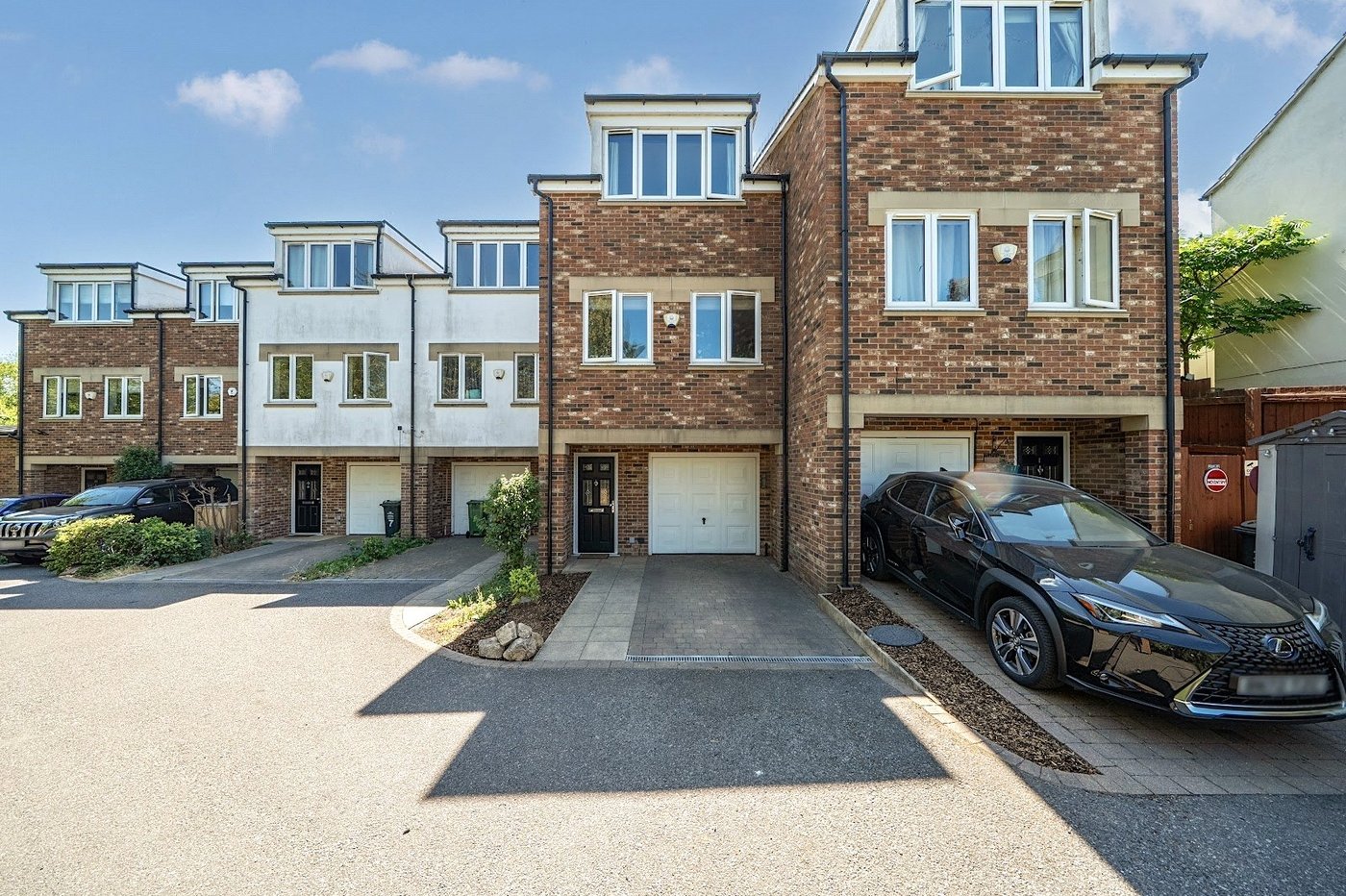 3 bedroom house for sale in Greenhithe | Robinson Jackson