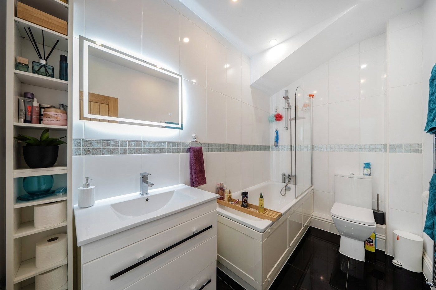 3 bedroom house for sale in Greenhithe | Robinson Jackson