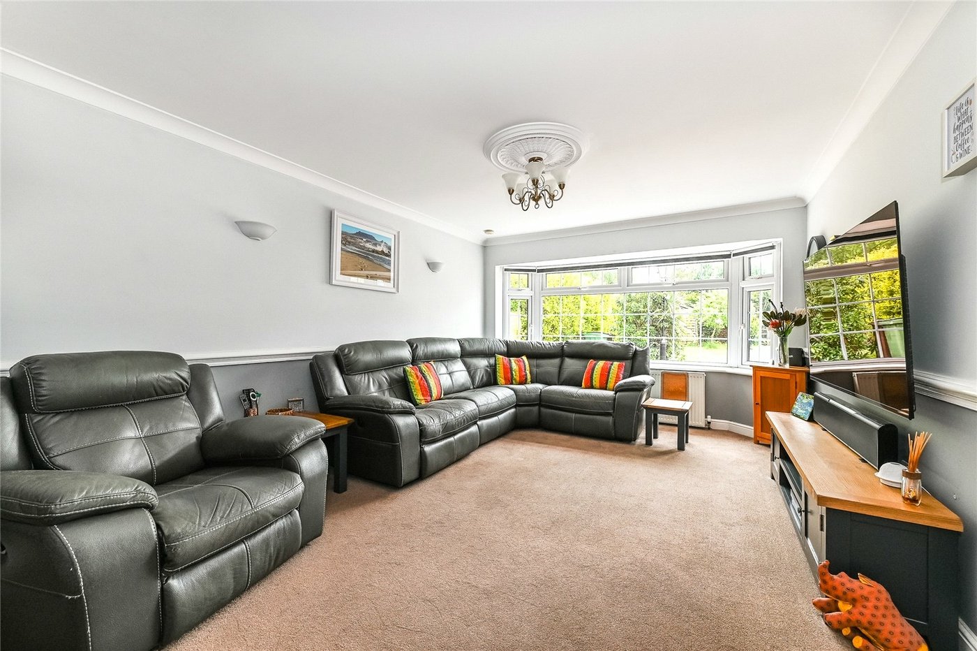 4 bedroom house for sale in Kingswood | Robinson Michael & Jackson