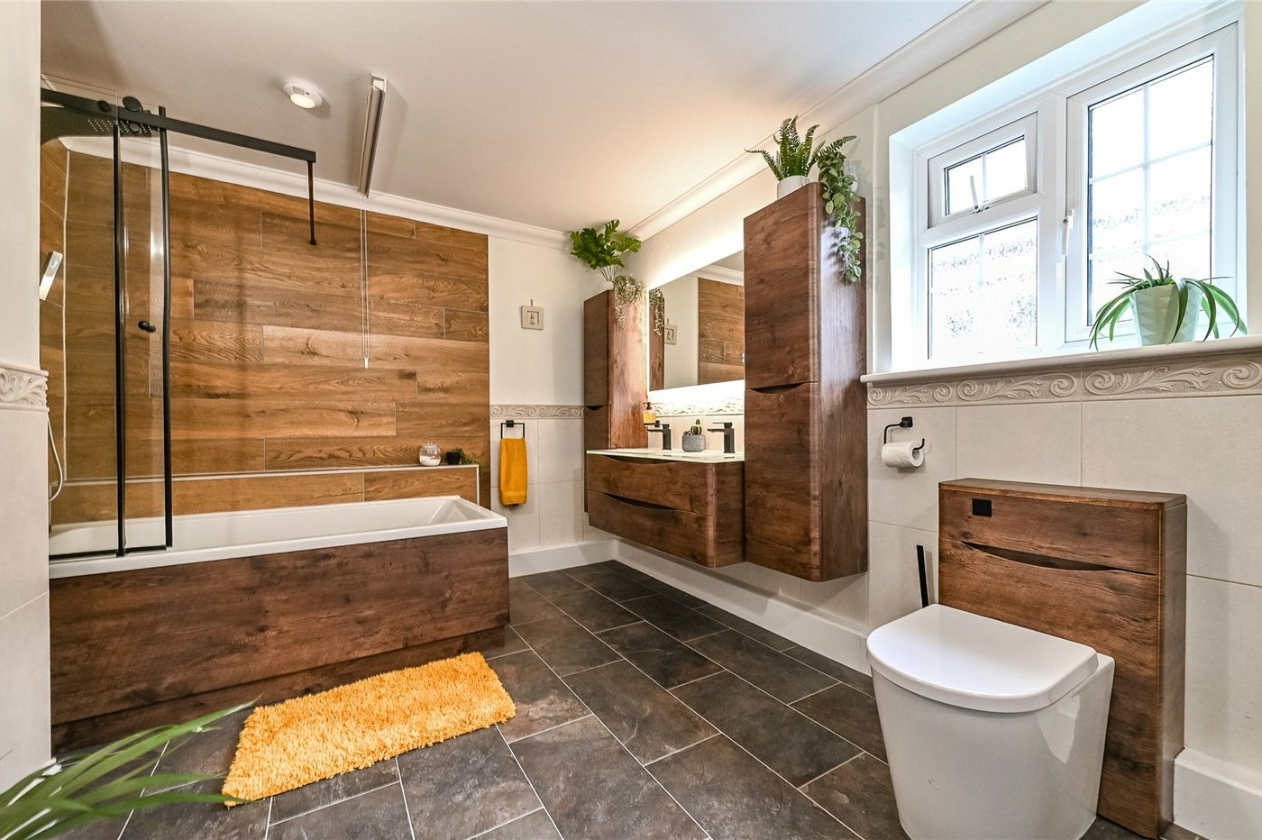 4 bedroom house for sale in Kingswood | Robinson Michael & Jackson