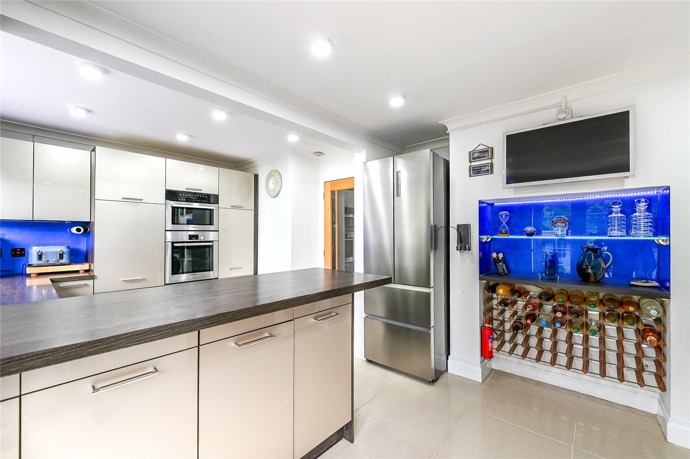 4 bedroom house for sale in Kingswood | Robinson Michael & Jackson