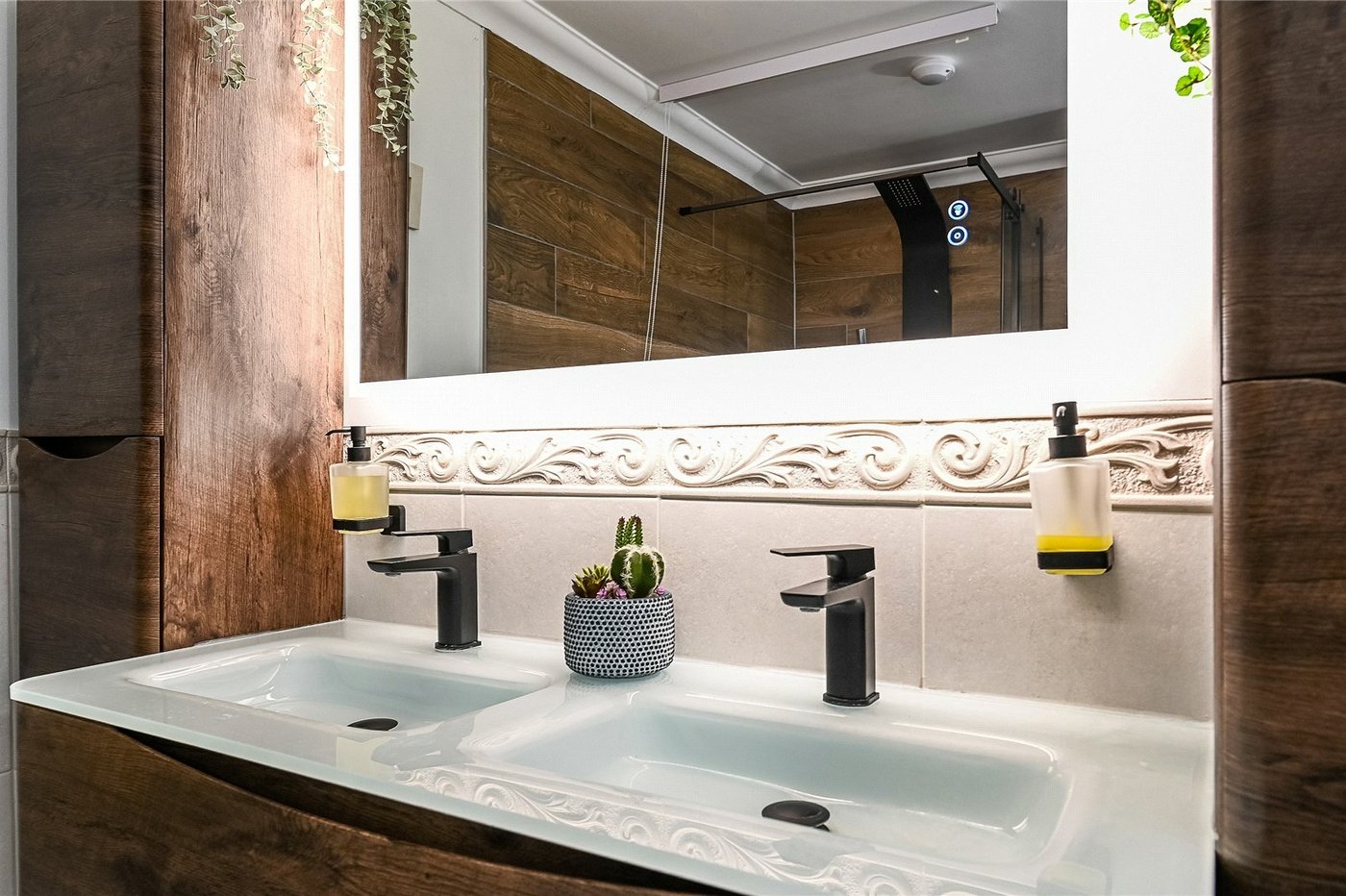 4 bedroom house for sale in Kingswood | Robinson Michael & Jackson