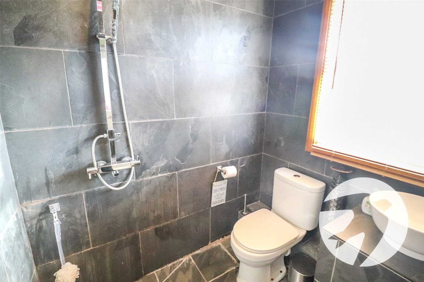 3 bedroom house for sale in Erith | Robinson Jackson